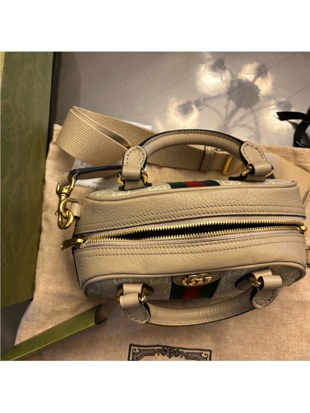 Gucci Beige Mini Ophidia Top-Handle Bag with Green-Red Web - Picture 6 of 8